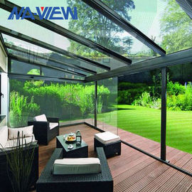 Sitio al aire libre negro de la pantalla para los recintos de cristal del patio del hueco del doble de las cubiertas